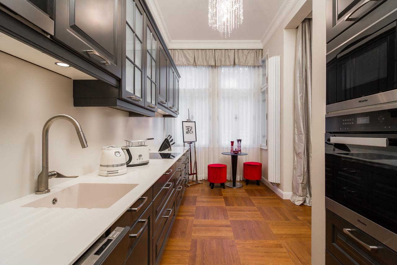 Rubin Luxury Apartments (Adults Only) Karlsbad Exteriör bild